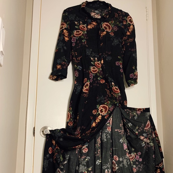 Zara Dresses & Skirts - Zara Floral Maxi Dress